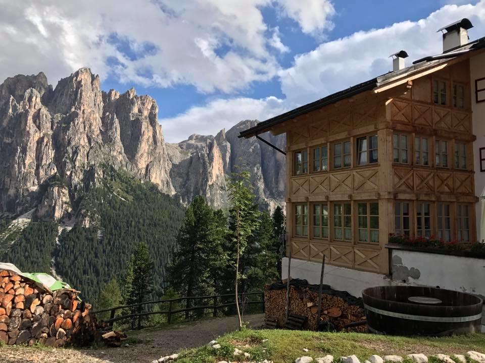 Rifugio Negritella Hotel Pozza di Fassa Exterior photo